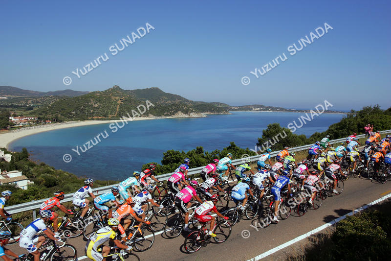 Peloton with sea003p.jpg